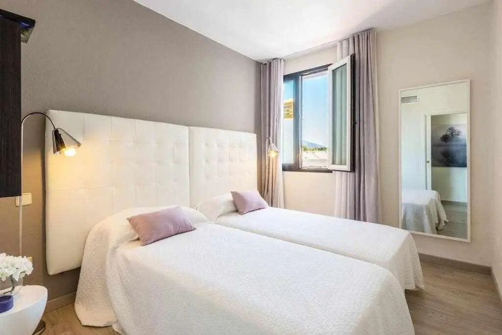Puerto Banus Ático de 4 Habitaciones