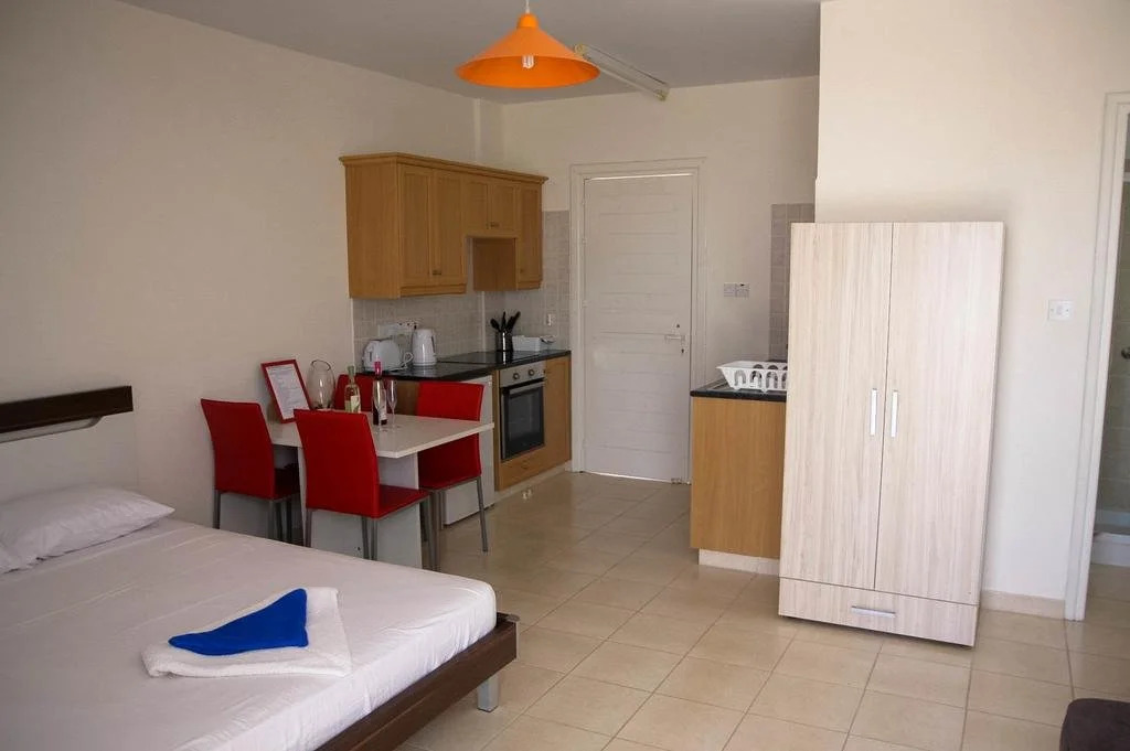 Peyia Pearl Suites