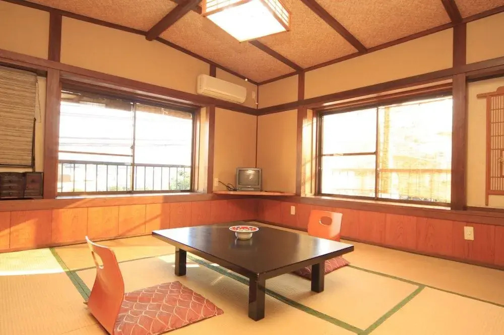 Ryokan Miyukiya