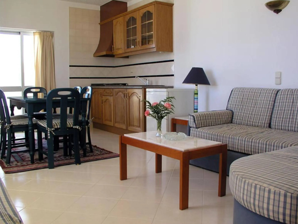 Hotel Luar