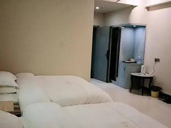 Yufeng Hotel