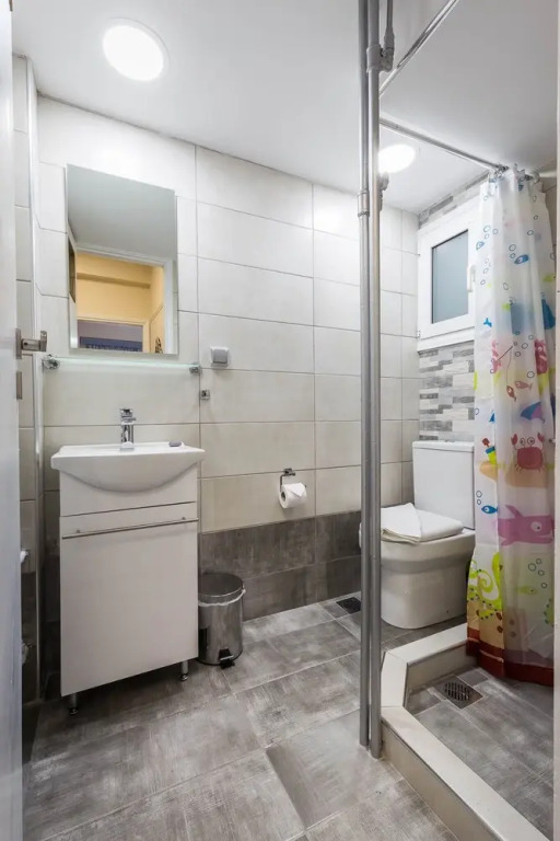 Three Bedrooms Apartment Under Acropolis