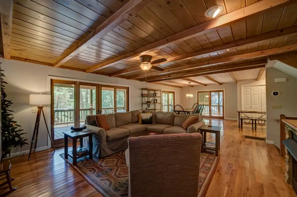 Toccoa Lookout Cottage by Escape to Blue Ridge