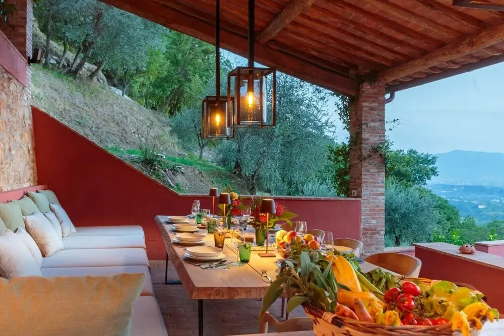 Tramonto Farmhouse Contemporary Tradition