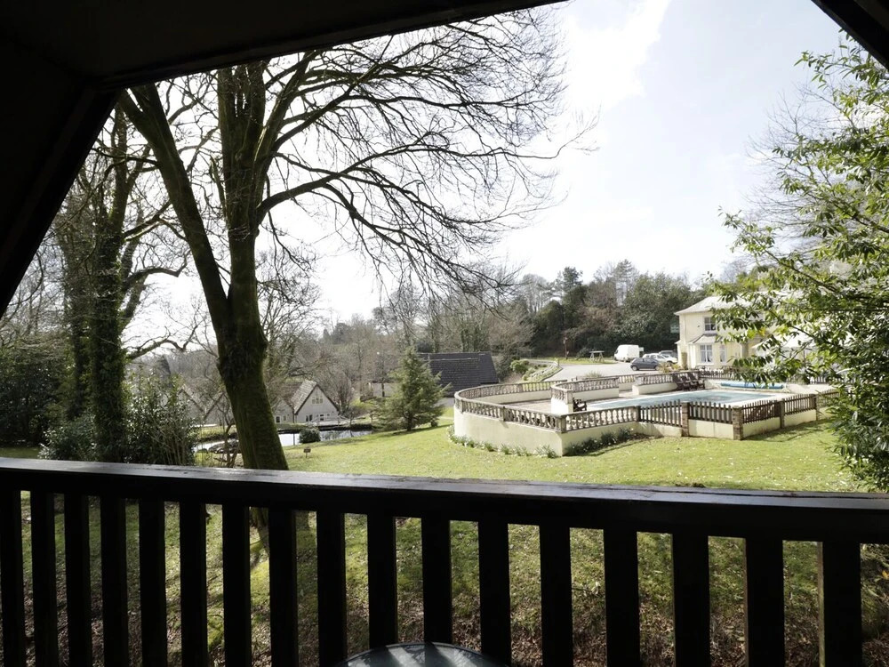 Valley Lodge 2