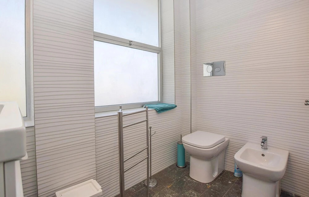 Amazing Apartment in Marina di Ragusa With Wifi and 3 Bedrooms