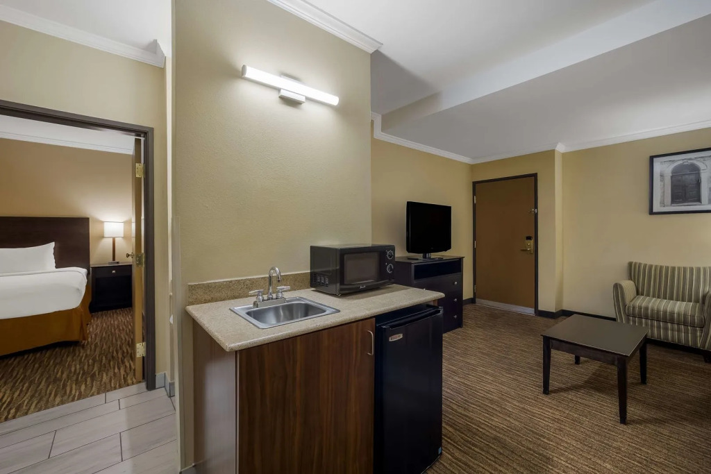 Best Western Gold Poppy Inn