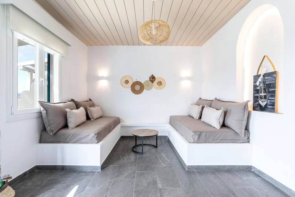 Bay View Suites
