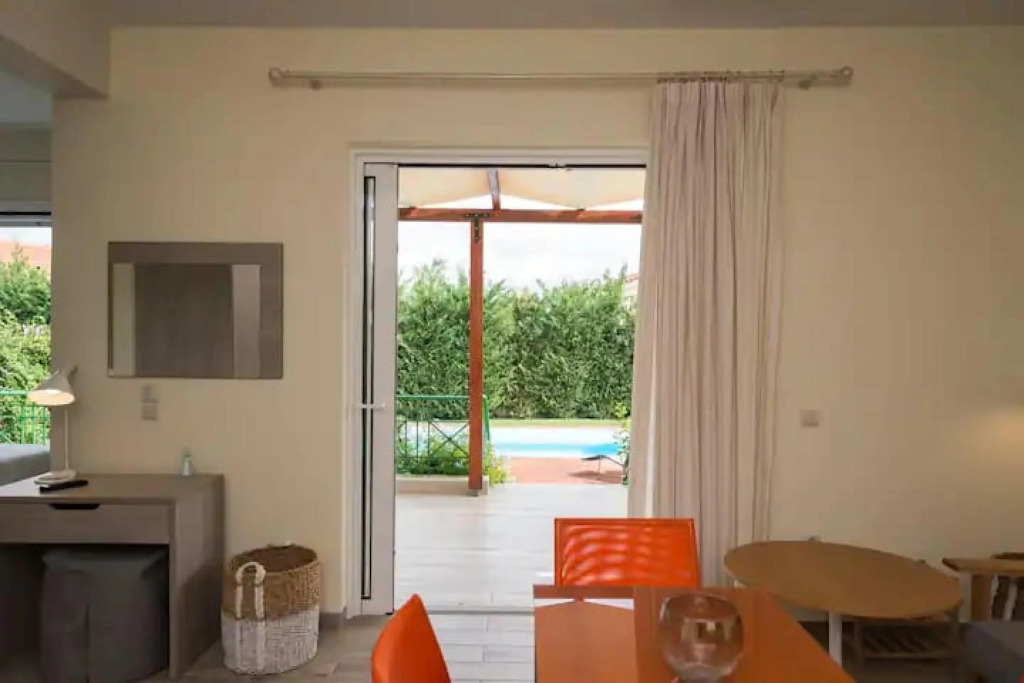 Venus Villa with Private Pool, 2min to the Beach
