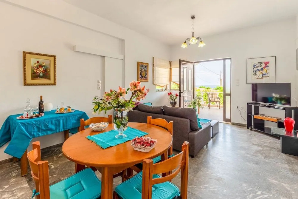 Charming Agia Pelagia Green House