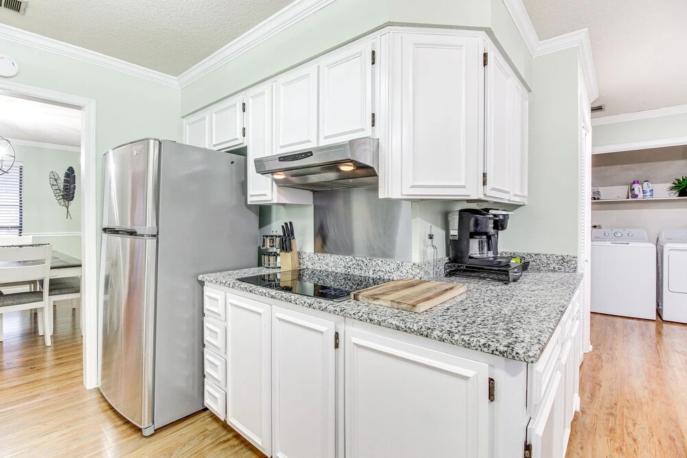 Single-story Savannah Home w/ Private Backyard!, Savannah