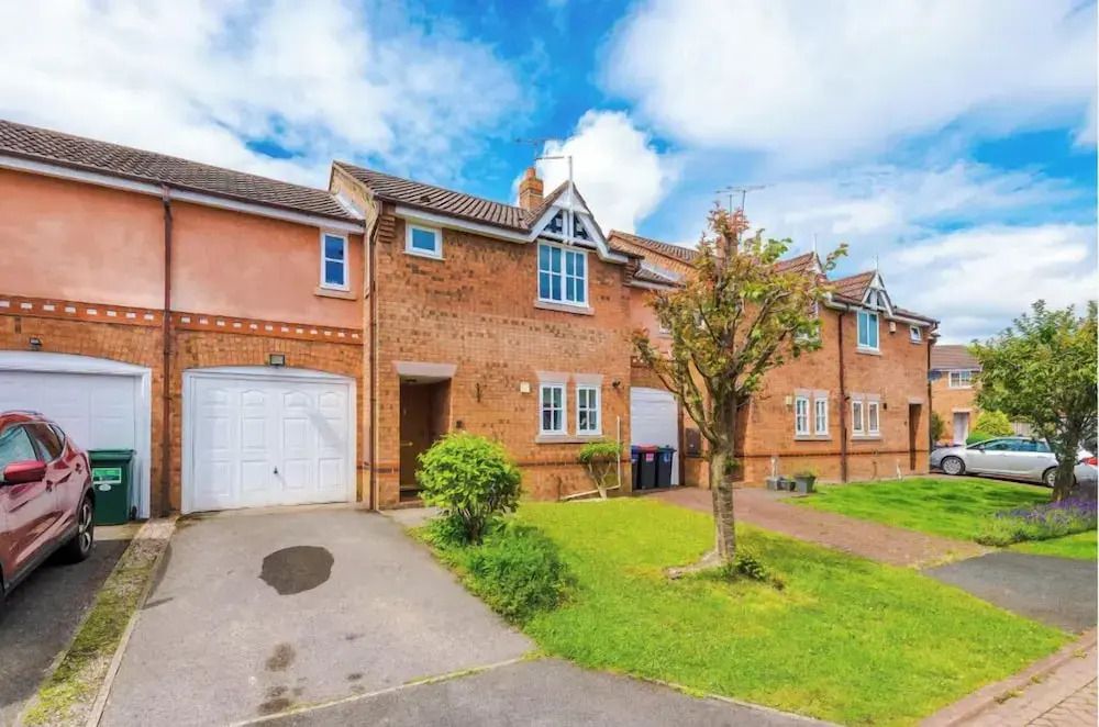 25 The Heywoods Newton