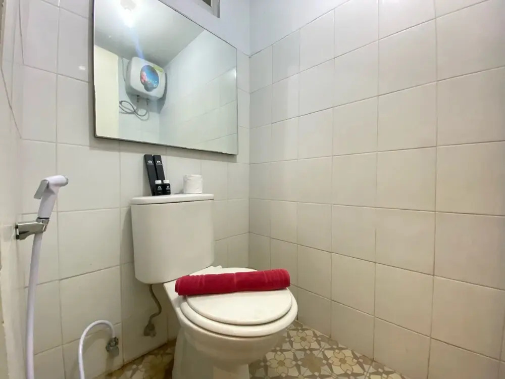 Cozy And Well Designed Studio Room At Suites @Metro Apartment