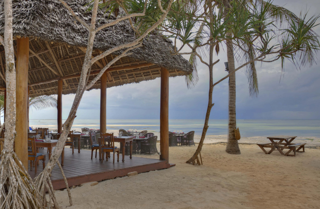 Sultan Sands Island Resort & Spa