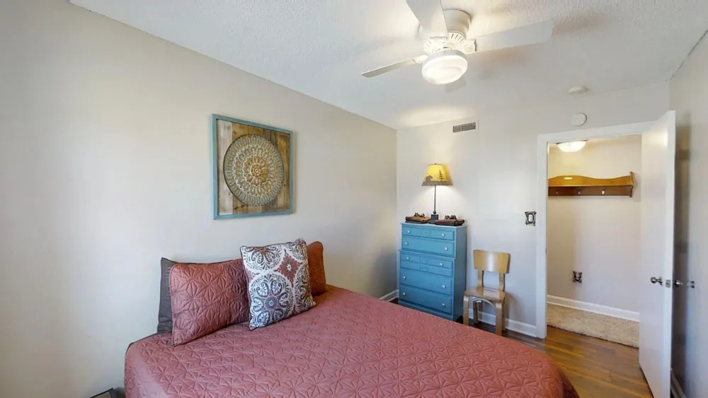 Smoky Top Summit 2 Bedroom Condo by RedAwning