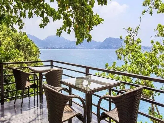 Dongjiang Lake Simple Holiday Villa