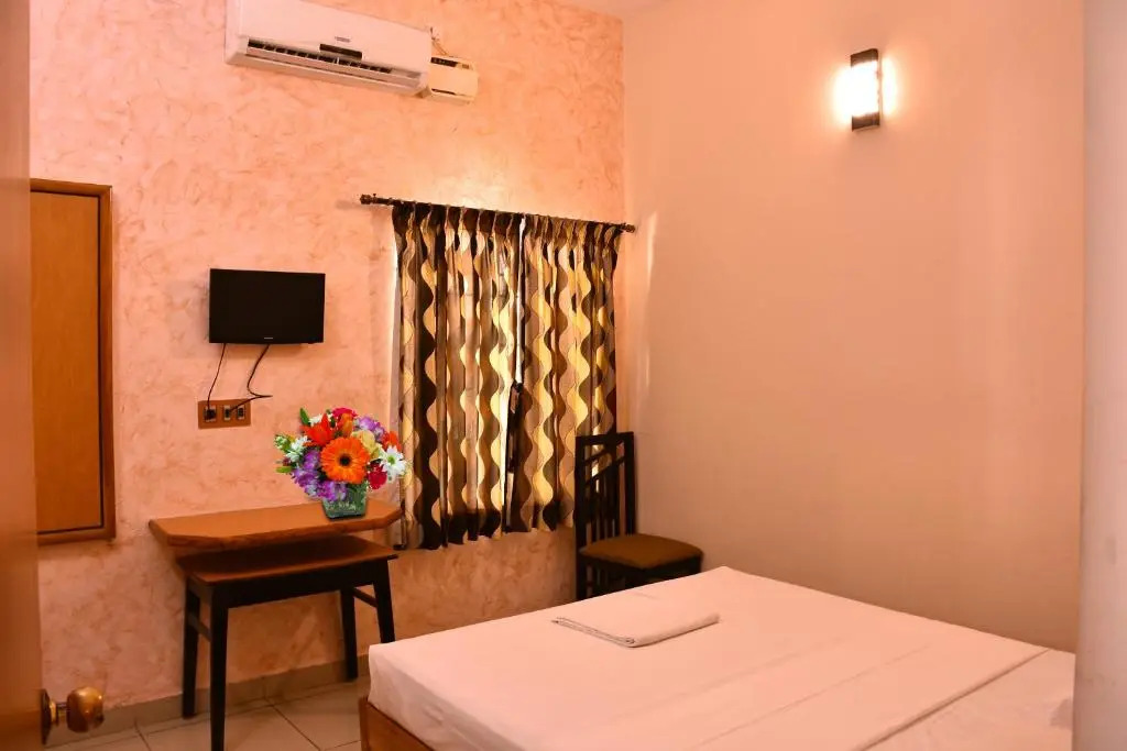 Yogi Ram Inn