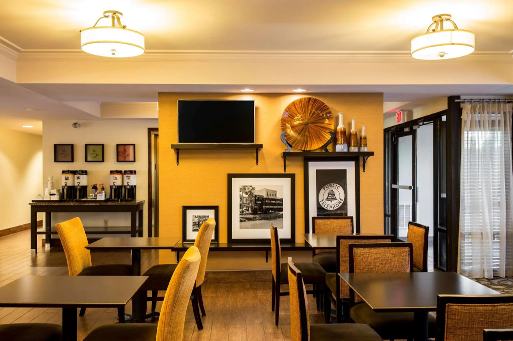 Hampton Inn Philadelphia-Airport