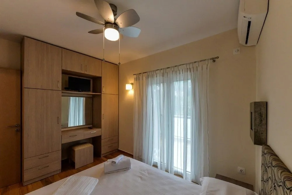 Avia Blue Maisonettes - Messinia Gulf Retreat