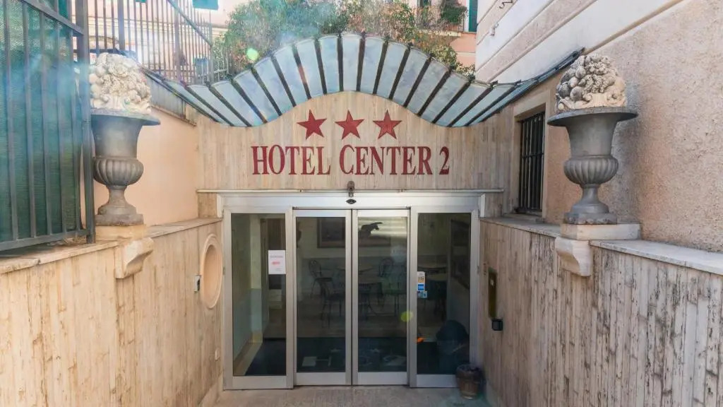 Hotel Center 2