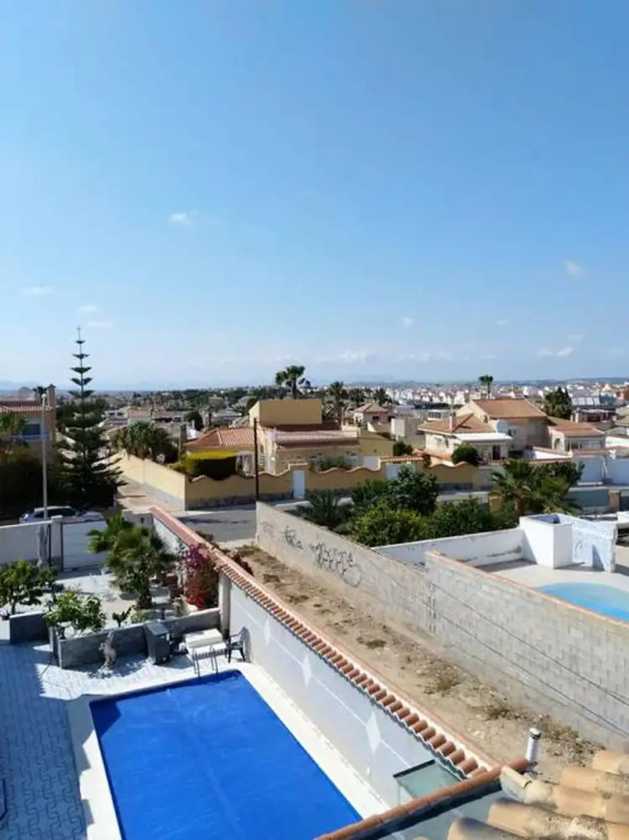 House With 2 Bedrooms in El Chaparral, With Wonderful sea View, Privat