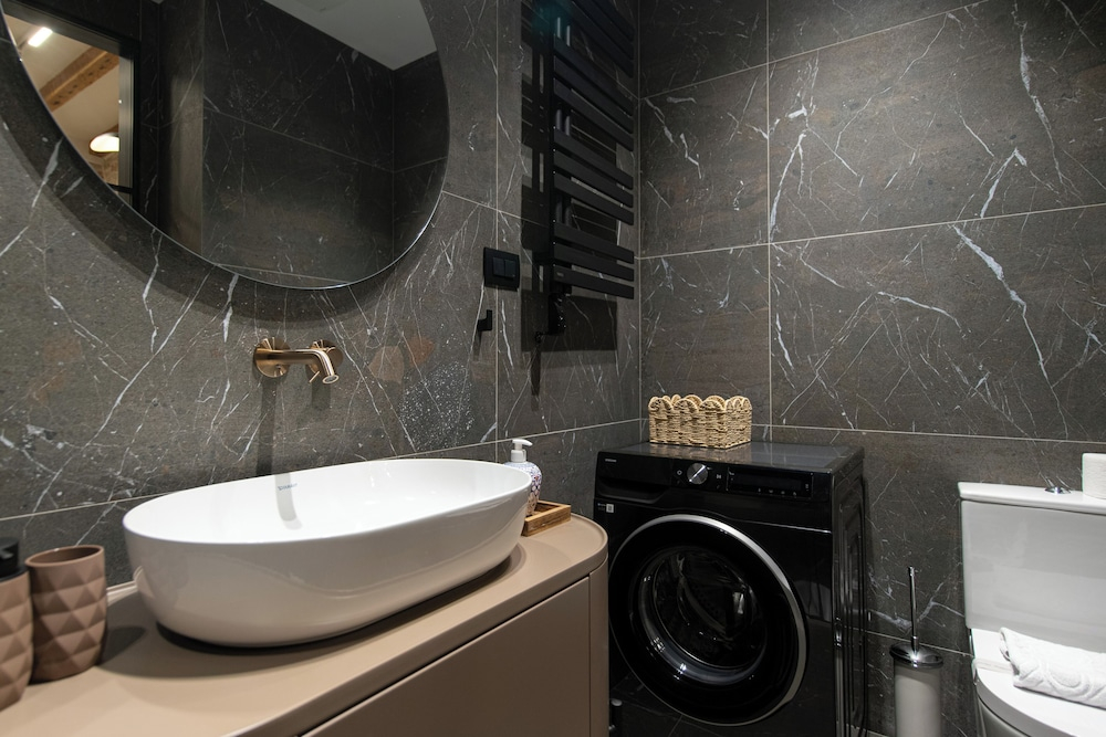Santa Croce Suite by DuHomes