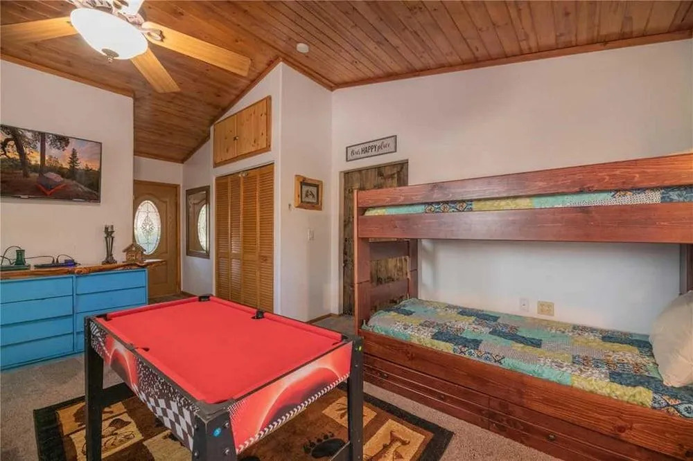 Apple Bear Cottage