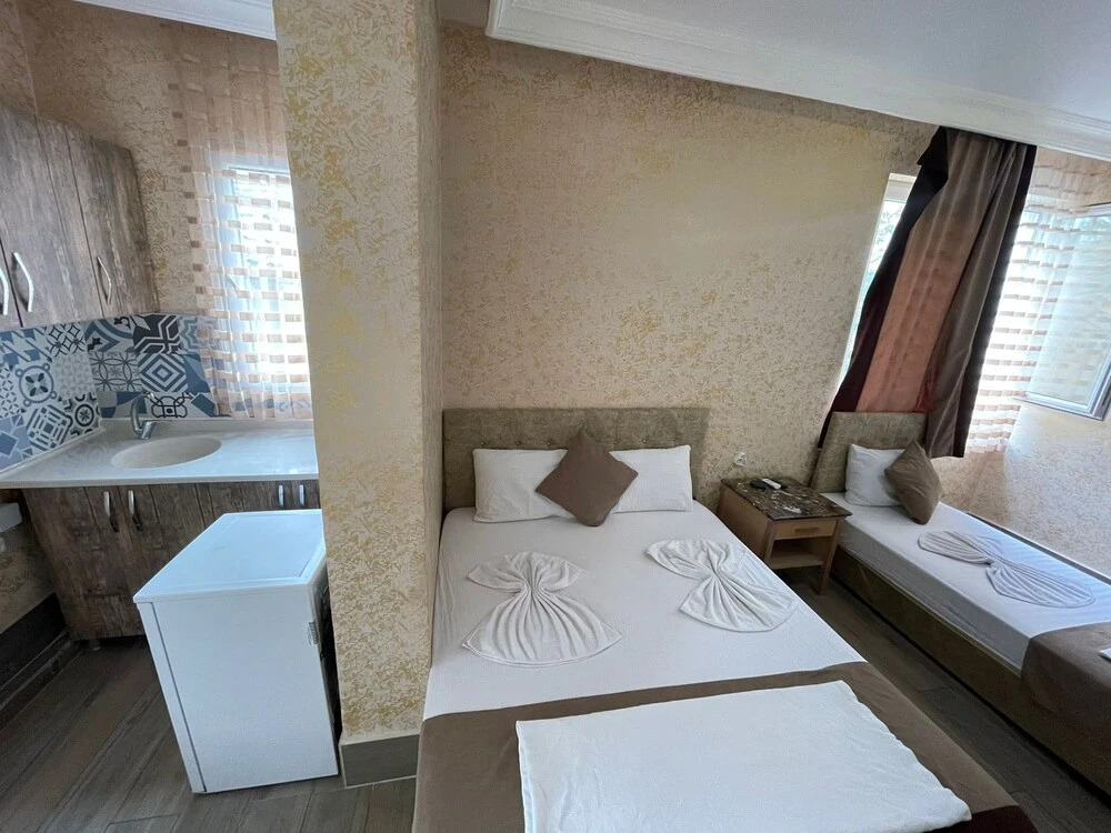 Ozgur Hotel Isiklar