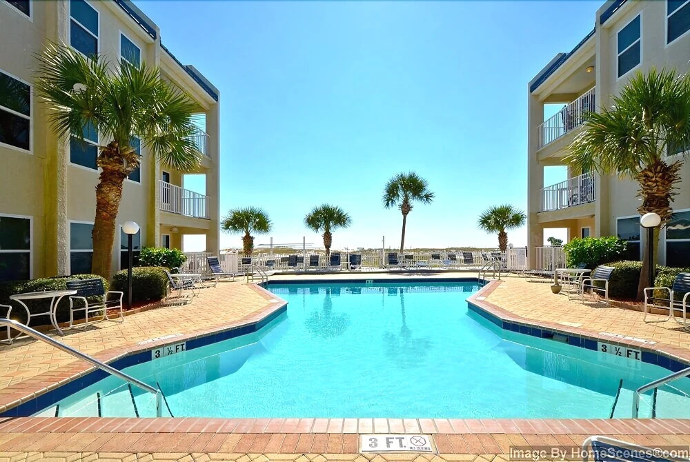 Harry's Beach House - 2 Br Condo