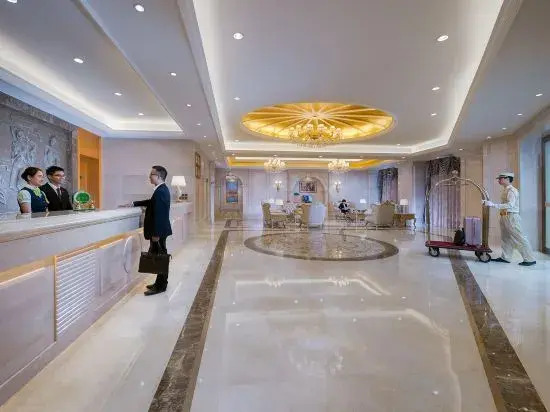 Vienna International Hotel
