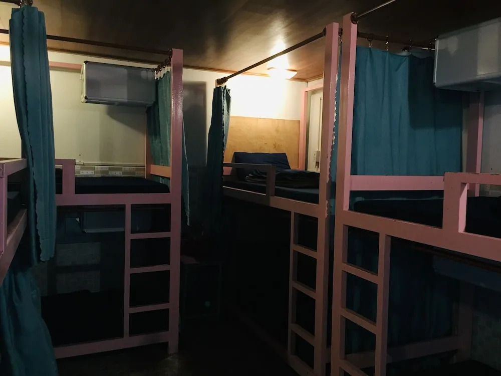 Hai Cay Thong Homestay - Hostel