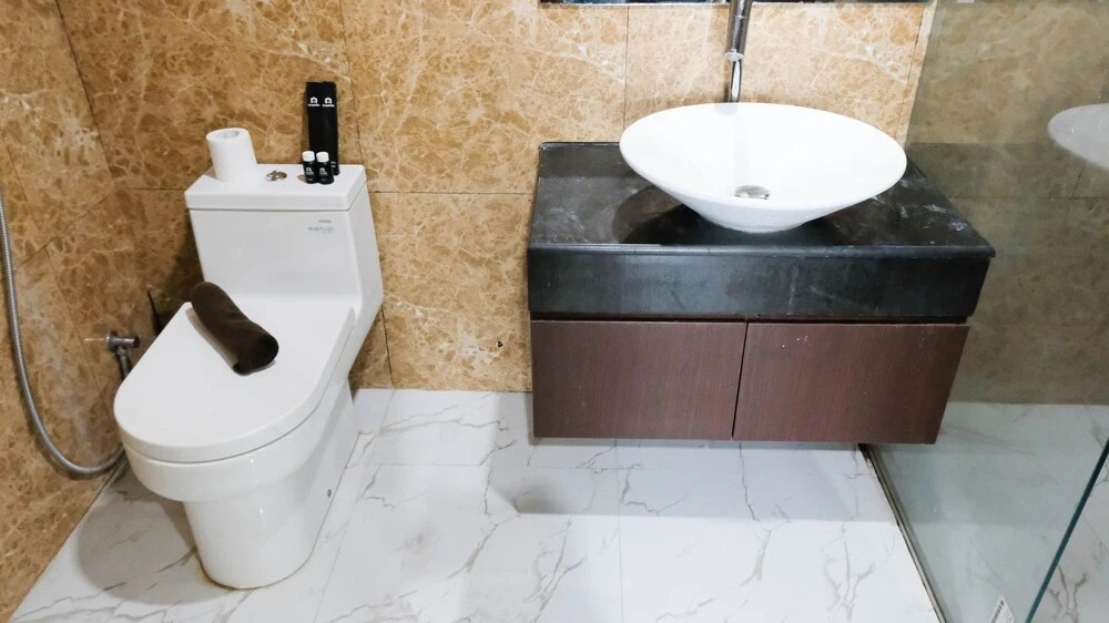 Spacious And Homey 1Br At Grand Sungkono Lagoon Apartment