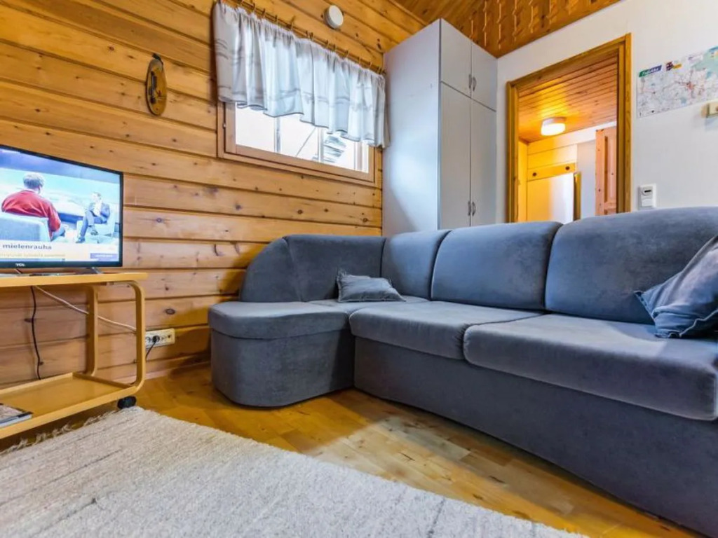 Lomapesä 2b