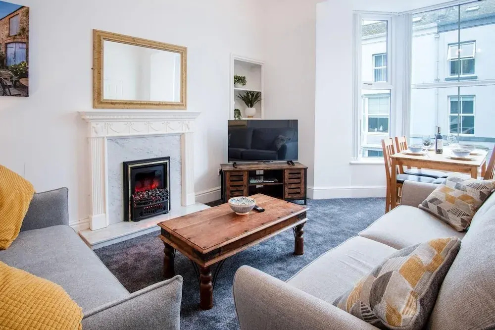 Caldey Island View - 2 Bedroom Apartment - Tenby