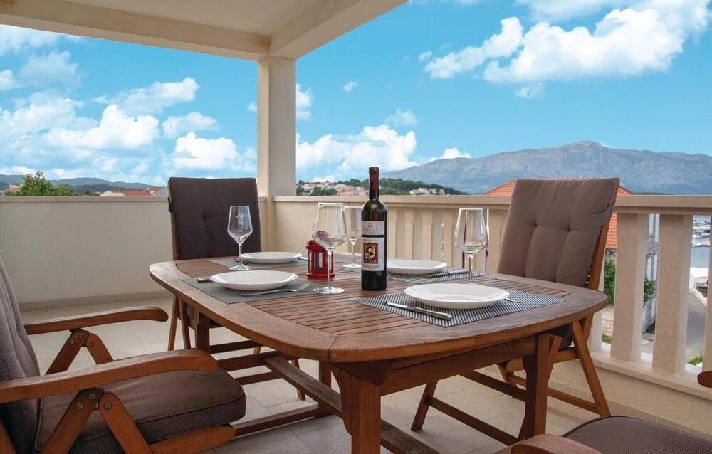 Stunning Home in Lumbarda With Wifi and 3 Bedrooms