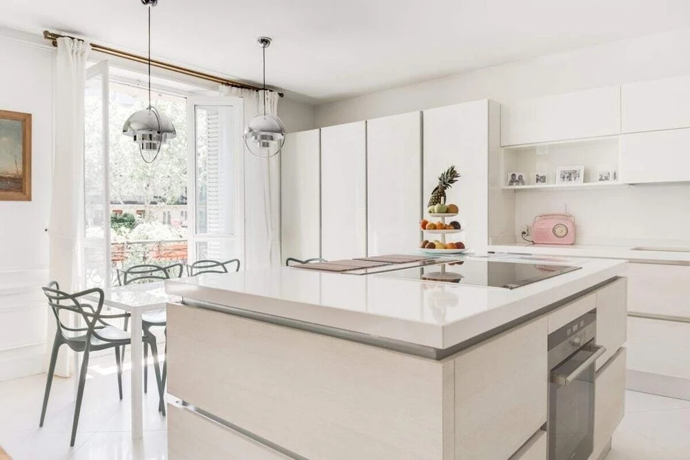 Beautiful Apartment In The 17Th District