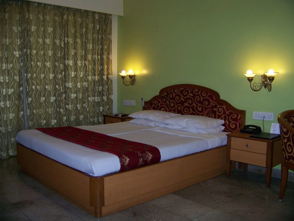 The Samrat Hotel near Pune Railway Station
