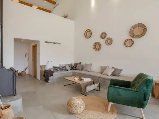 Lost Villa Boutique Hotel & Resorts