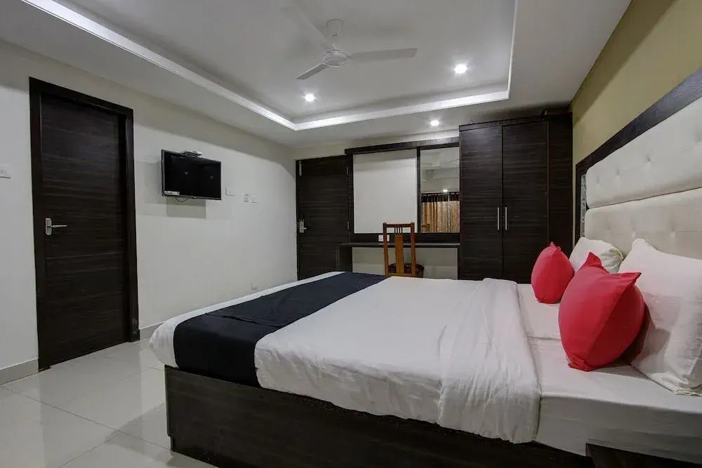 Hotel Insta by OYO Rooms