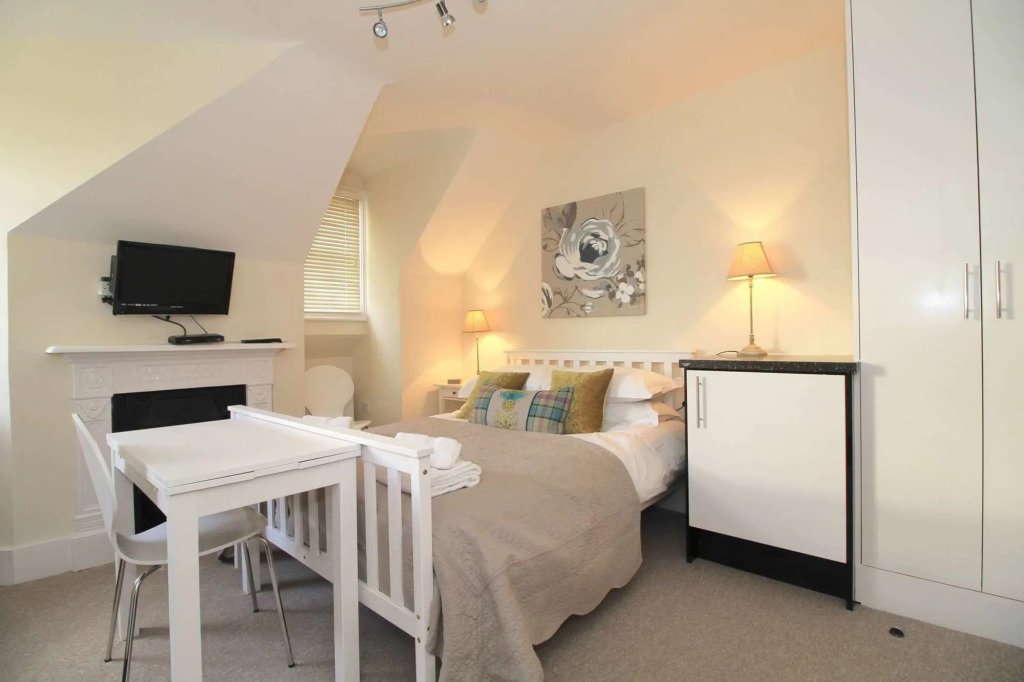 Noa Residence