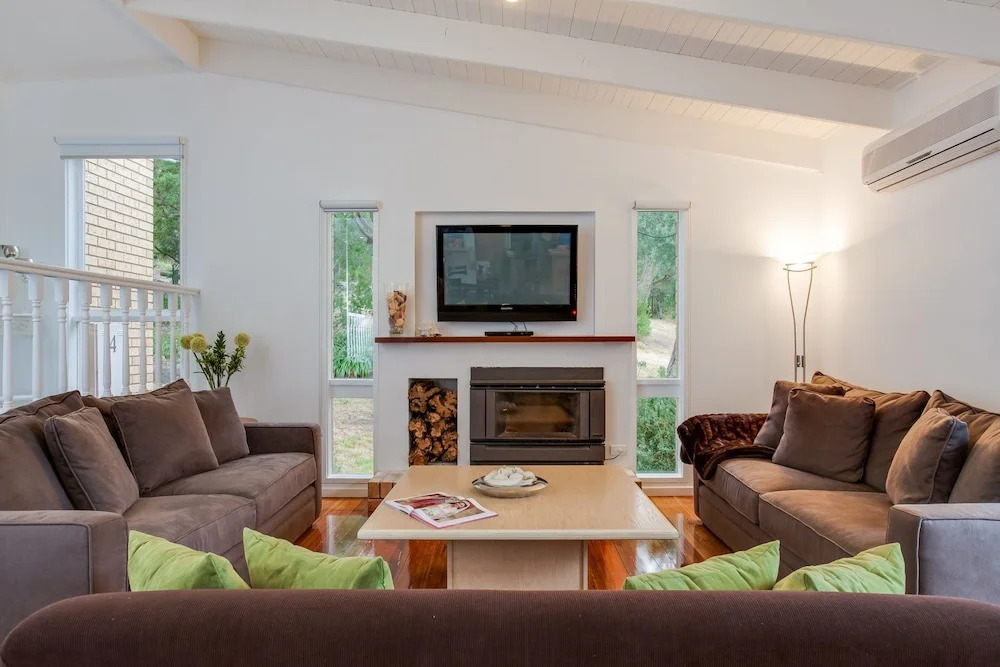 Preston Alfresco Poolside Retreat Rye