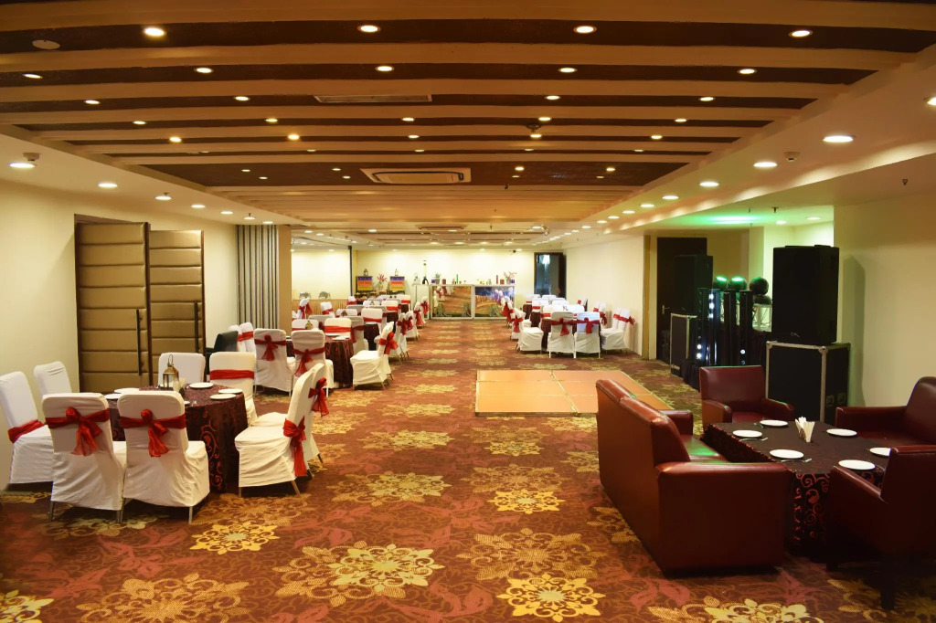Avaas Lifestyle Hotel