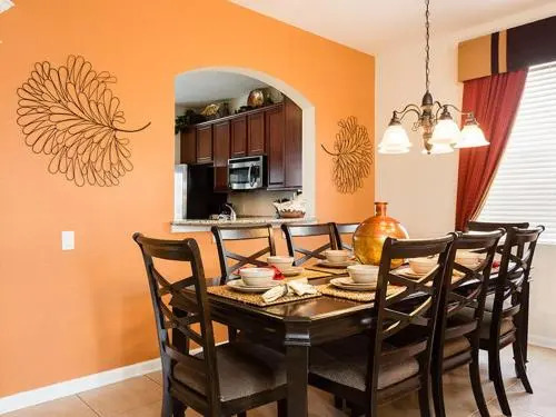 Villa 2572 Archfeld Windsor Hills