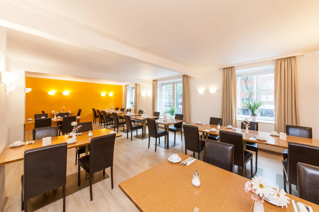 Antares Apartments
