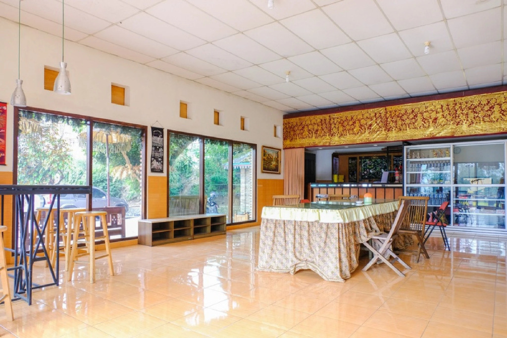 RedDoorz near STAB Syailendra Kopeng