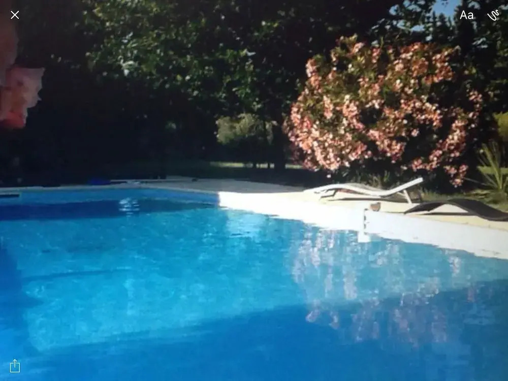 House With 2 Bedrooms in Roquemaure, With Pool Access and Wifi - 80 km
