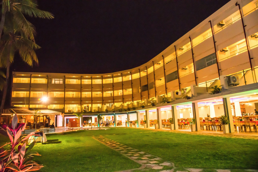 Paradise Beach Hotel