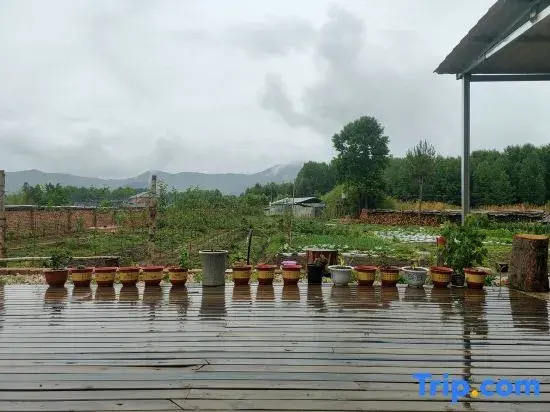 Xingchen Mountain View Courtyard of Lugu Lake