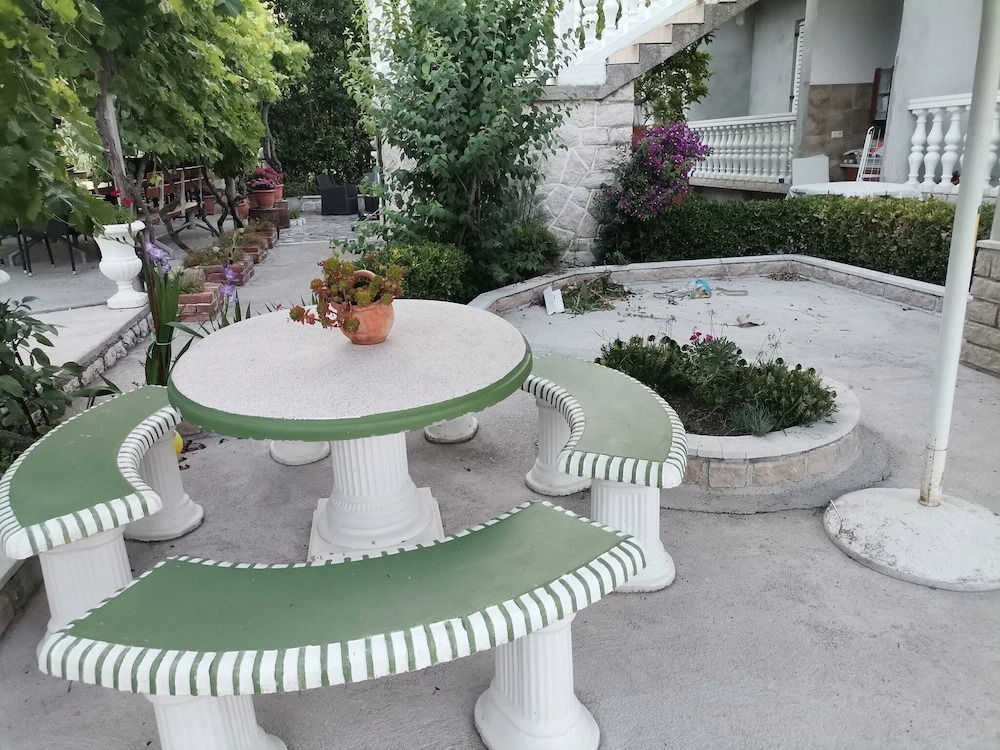 Gordana Apartments