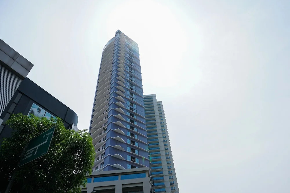 Convenient 2br Apartment at Pasar Baru Mansion